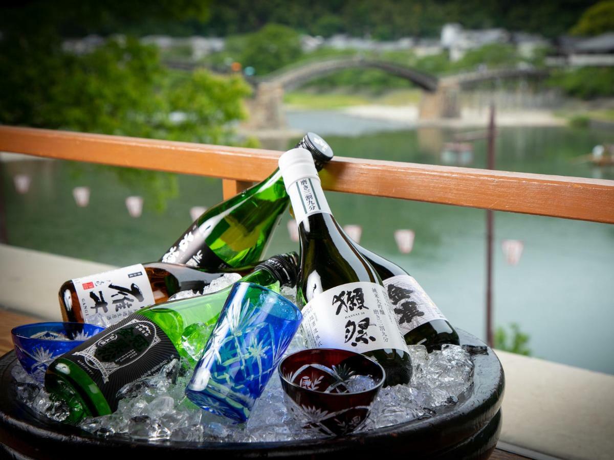 Iwakuni Kokusai Kanko Hotel Exterior foto