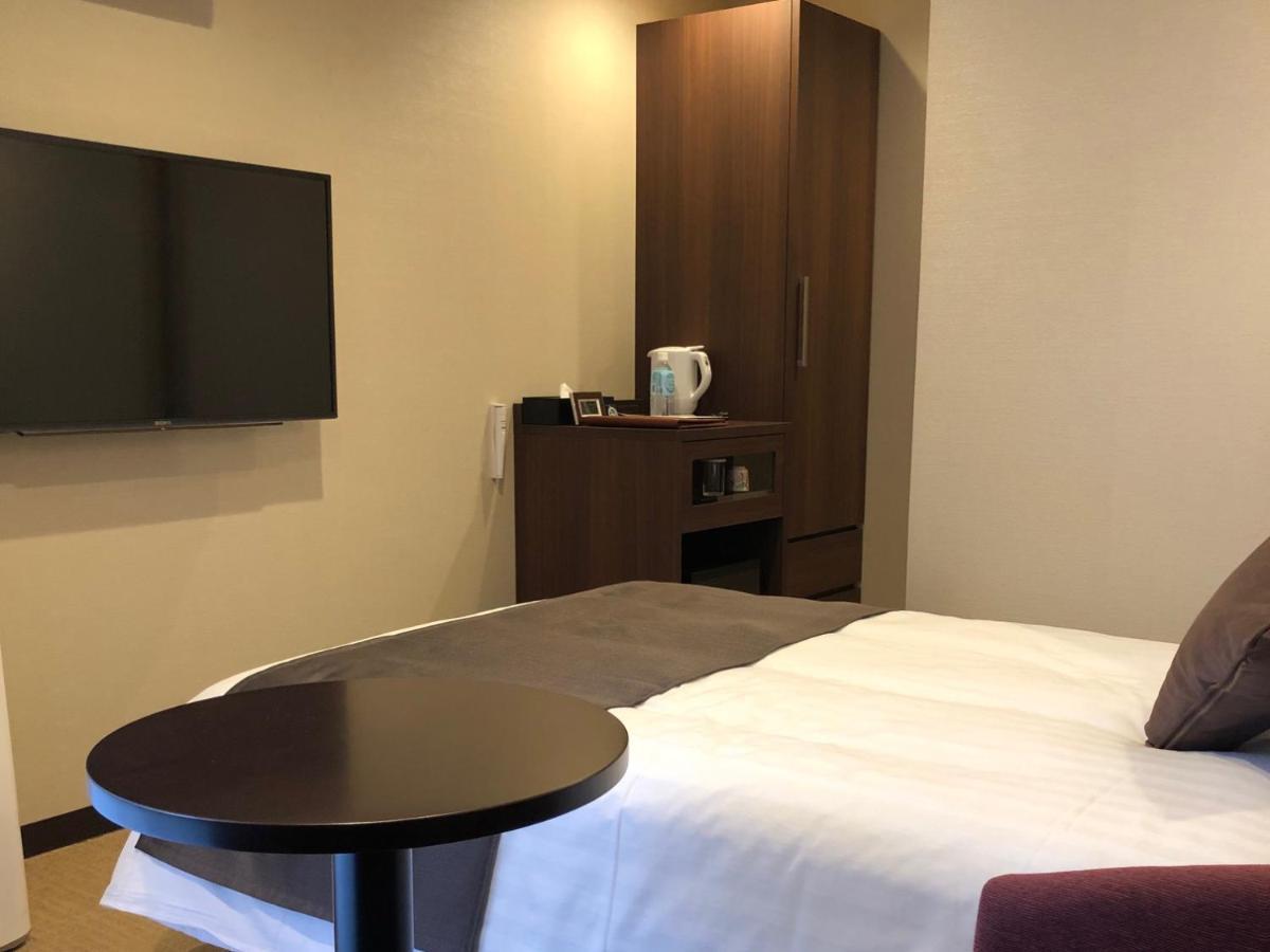 Iwakuni Kokusai Kanko Hotel Exterior foto